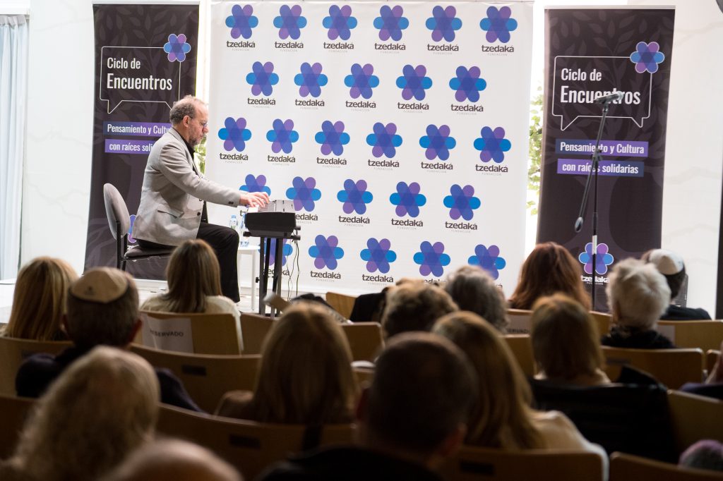 Sergio Feferovich en el Ciclo de Encuentros de Fundación Tzedaká